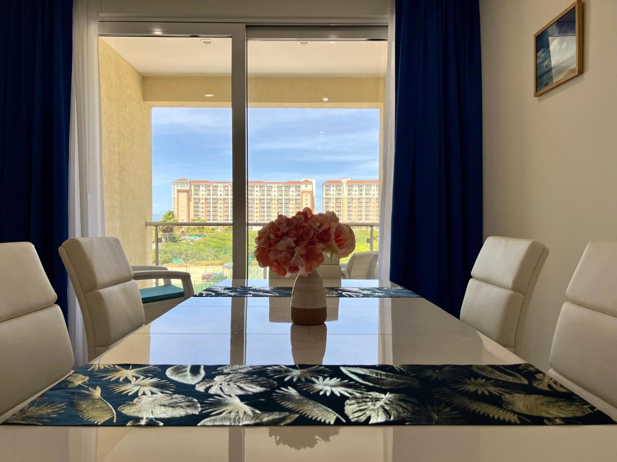 The Cove - Condo Hotel - Palm Beach Strip Eksteriør bilde